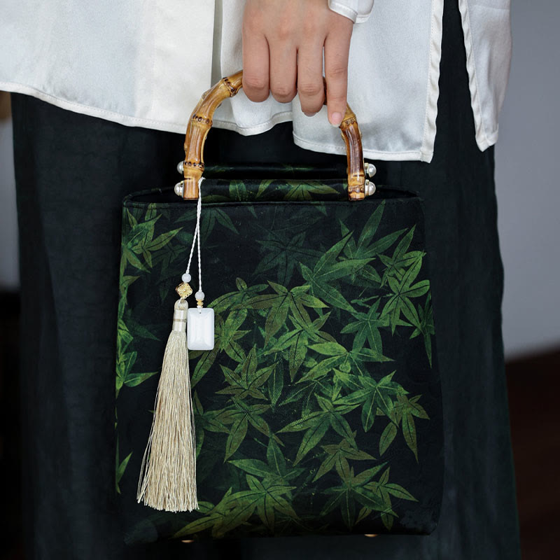 Handtasche mit Bambusblättern, Schmetterlings-Koi-Fisch und Jadegriffen