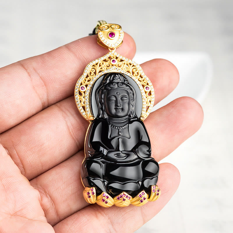 Schwarze Jade Kwan Yin Avalokitesvara Halskette zum Schutz