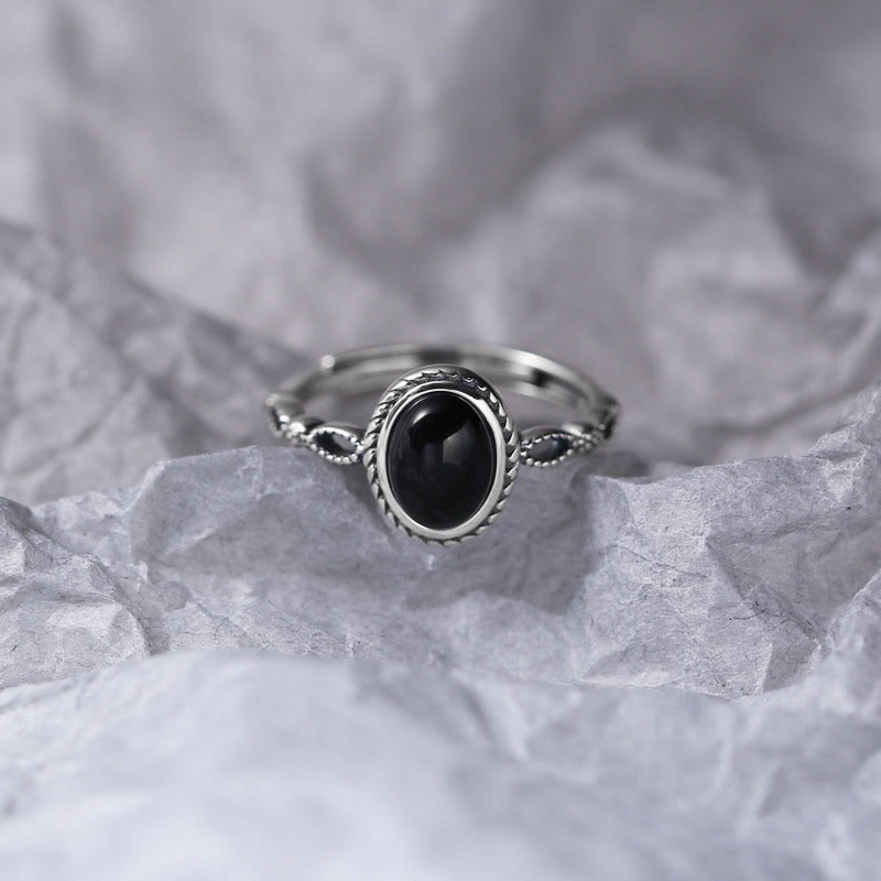 Schwarzer Onyx-Glücksring aus 925er Sterlingsilber – Schutz und Stärke