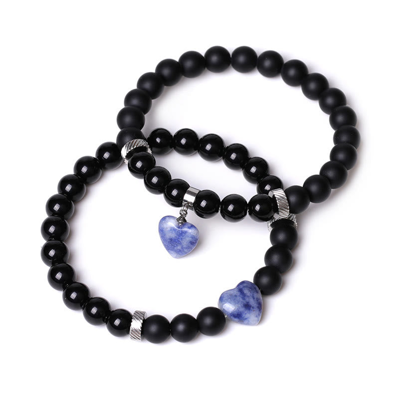 Schwarzes Onyx-Liebesherz-Schutzarmband mit 8 mm Perlen