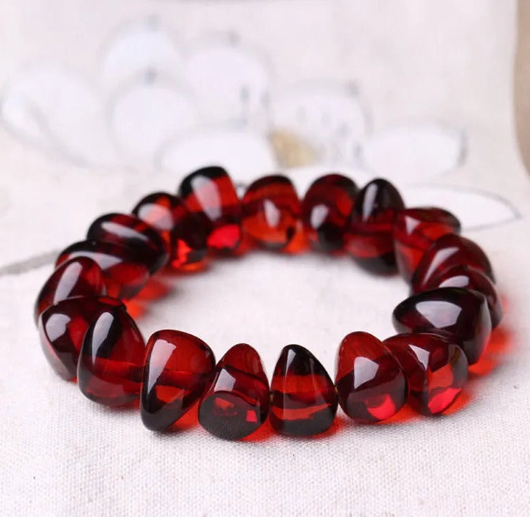 Blutbernstein-Armband für Schutz und Mut