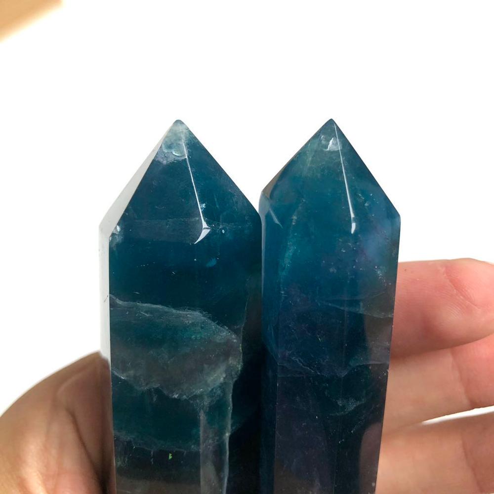 Blauer Fluorit-Kristallturm für geistige Klarheit