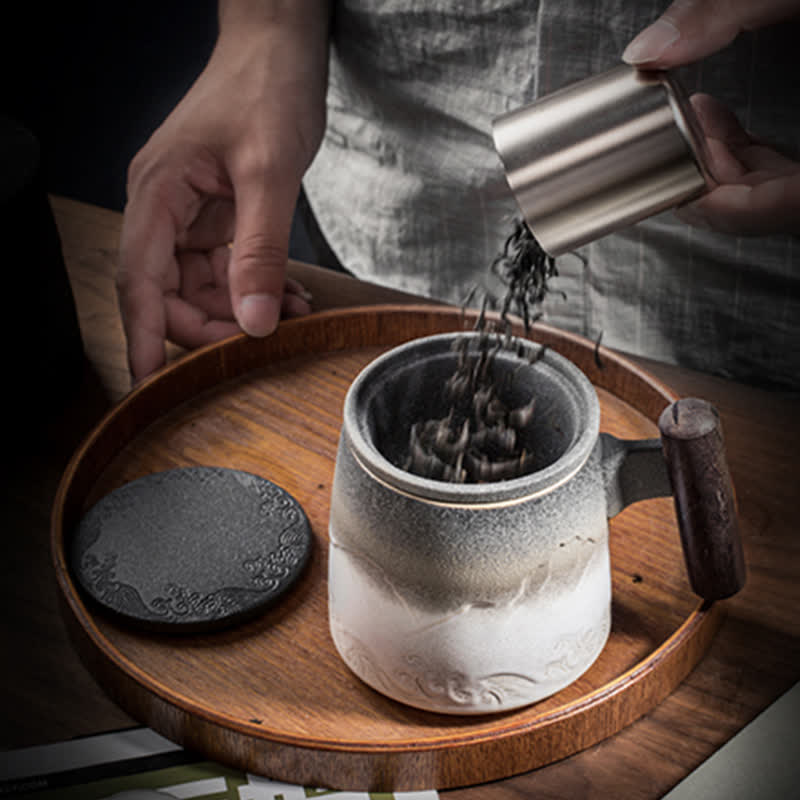 Blaue Vintage-Teetasse aus Keramik mit Berg- und Meeresmotiv, 300 ml