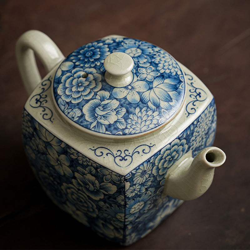 Blau-weißes Porzellan-Gongfu-Teeservice mit Zen-Dekor