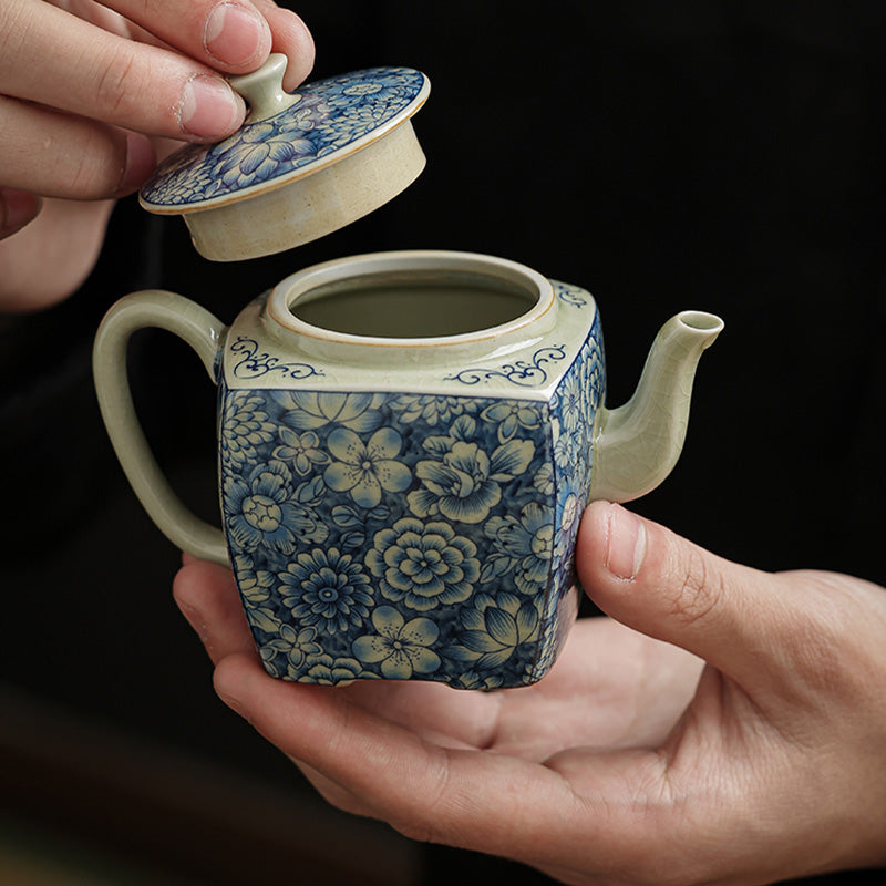 Blau-weißes Porzellan-Gongfu-Teeservice mit Zen-Dekor