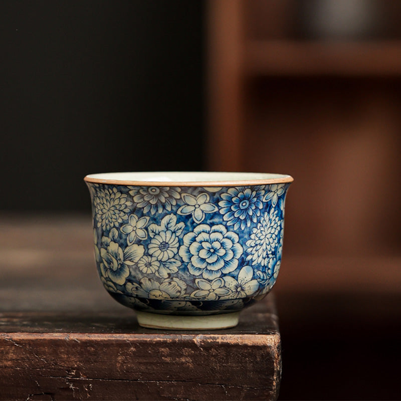 Blau-weißes Porzellan-Gongfu-Teeservice mit Zen-Dekor
