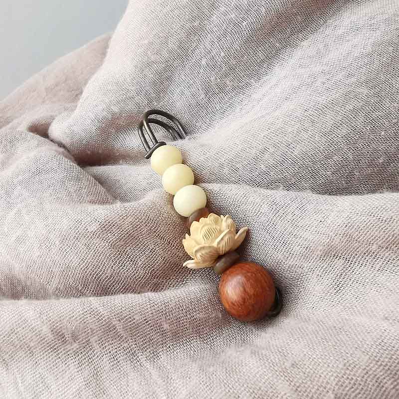 Buchsbaum-Lotus-Bodhi-Perlenbrosche für spirituellen Frieden