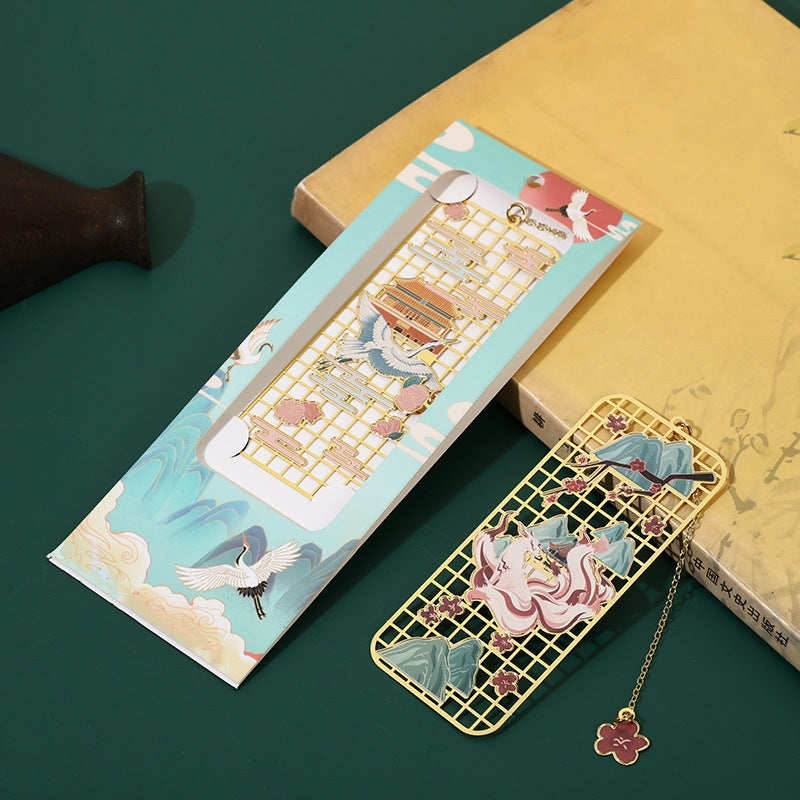 Hohles Lesezeichen aus Messing mit Elch, Koi-Fisch, Kranich und Fuchs