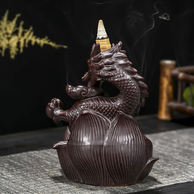 Räuchergefäß aus Keramik mit Drachen-Lotus-Motiv für Stärke und Schutz