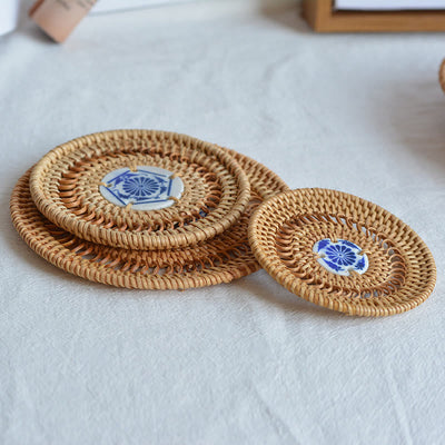 Keramik-Bechermatte aus Rattan mit Blumenmuster | 10 cm Untersetzer