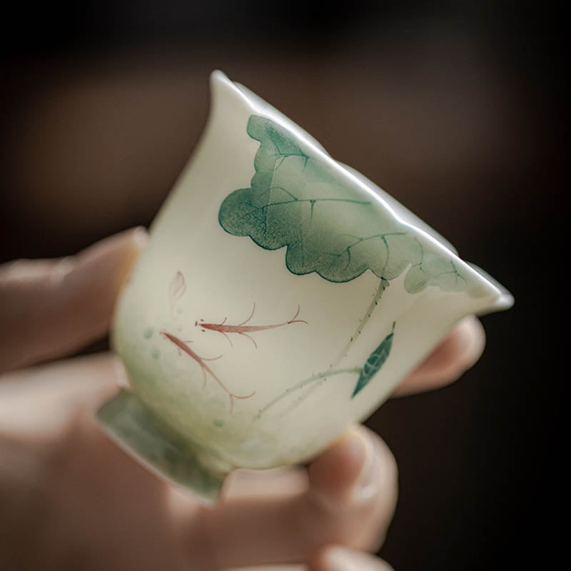 Keramik-Teetasse mit Koi-Fisch, 65 ml, Lotusblattmuster