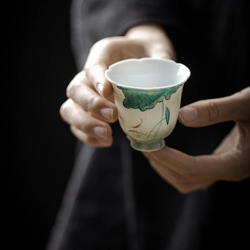Keramik-Teetasse mit Koi-Fisch, 65 ml, Lotusblattmuster