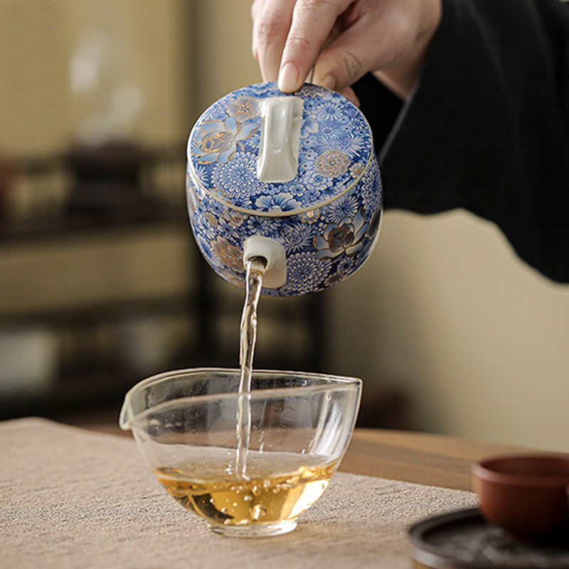 Teetassen-Set aus Keramik mit Lotus-Chrysanthemenmotiv und Teekanne, 140 ml