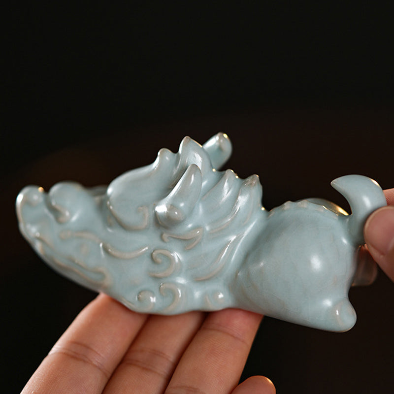 Keramikfigur zum Jahr des Drachen, Glücksbringer, 10,2 cm, Dekor