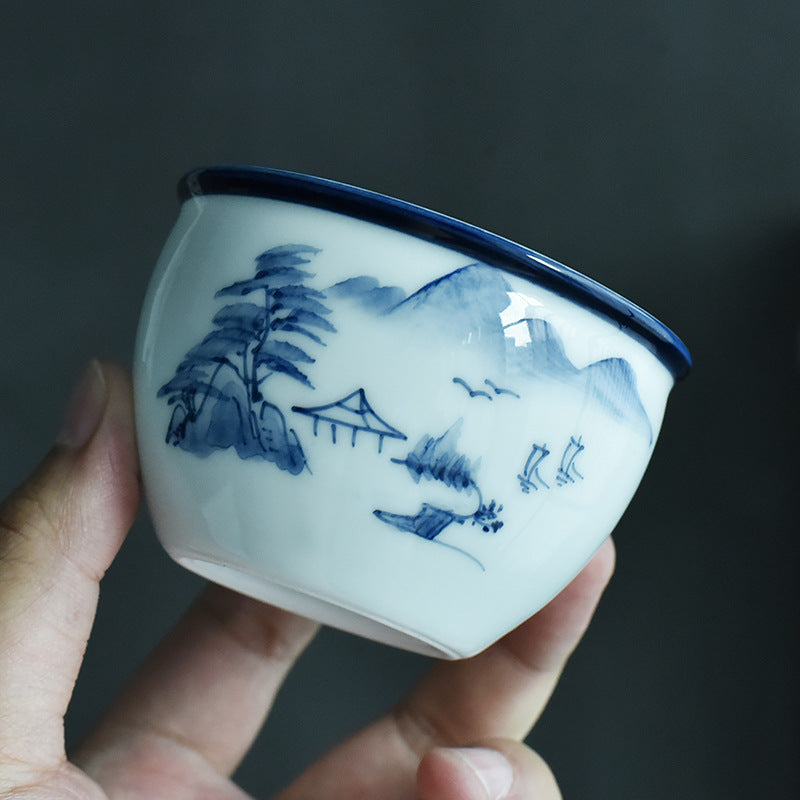 Keramik-Teetasse mit Zen-Meditation, 130 ml, Koi-Fisch und Lotus