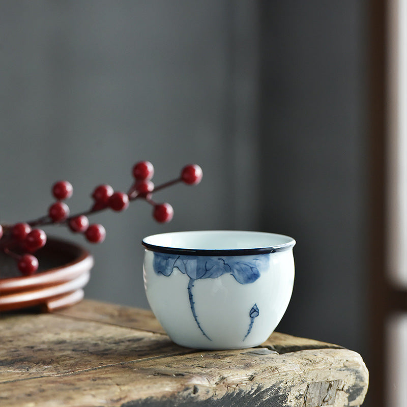 Keramik-Teetasse mit Zen-Meditation, 130 ml, Koi-Fisch und Lotus