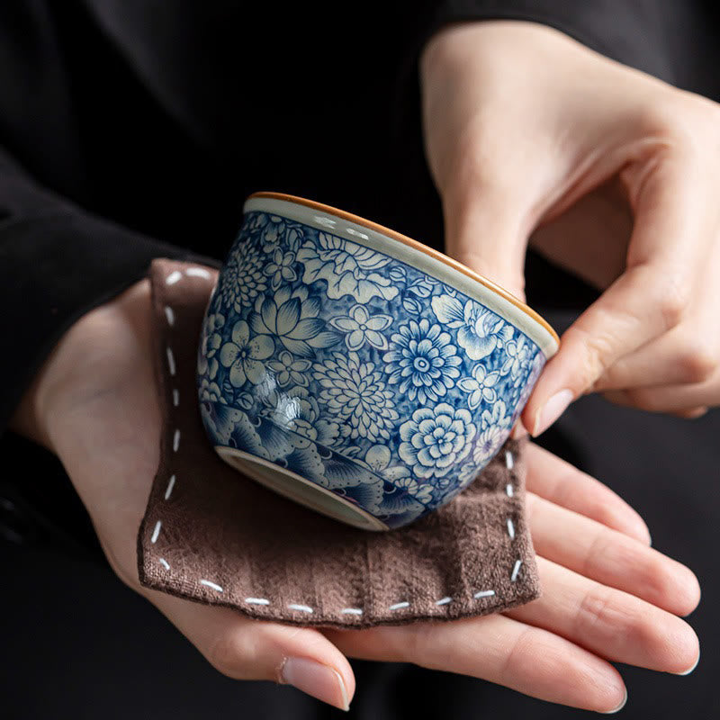 Zen-Teetasse aus Keramik mit blauem Lotus- und Chrysanthemen-Design, 95 ml