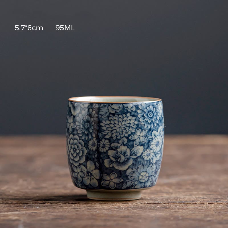 Zen-Teetasse aus Keramik mit blauem Lotus- und Chrysanthemen-Design, 95 ml