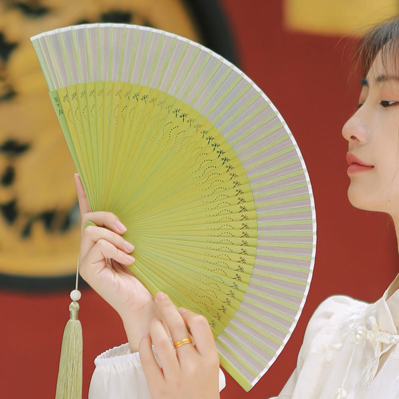 Chinesischer Faltfächer Libelle Maulbeerseide 23cm