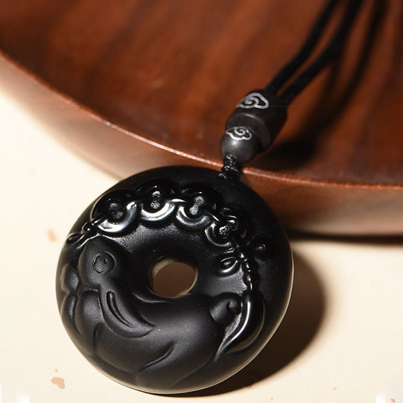 Chinesischer Sternzeichen-Anhänger aus schwarzem Obsidian