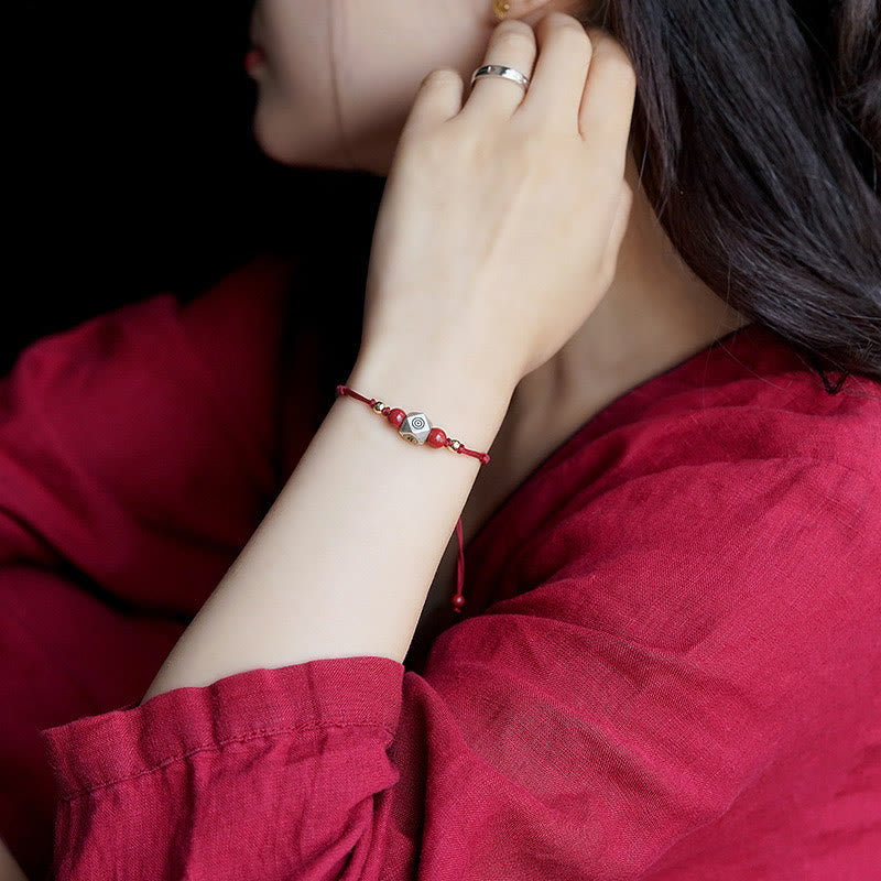 Chinesisches Sternzeichen-Armband aus Sterlingsilber mit Zinnober und Geburtsbuddha