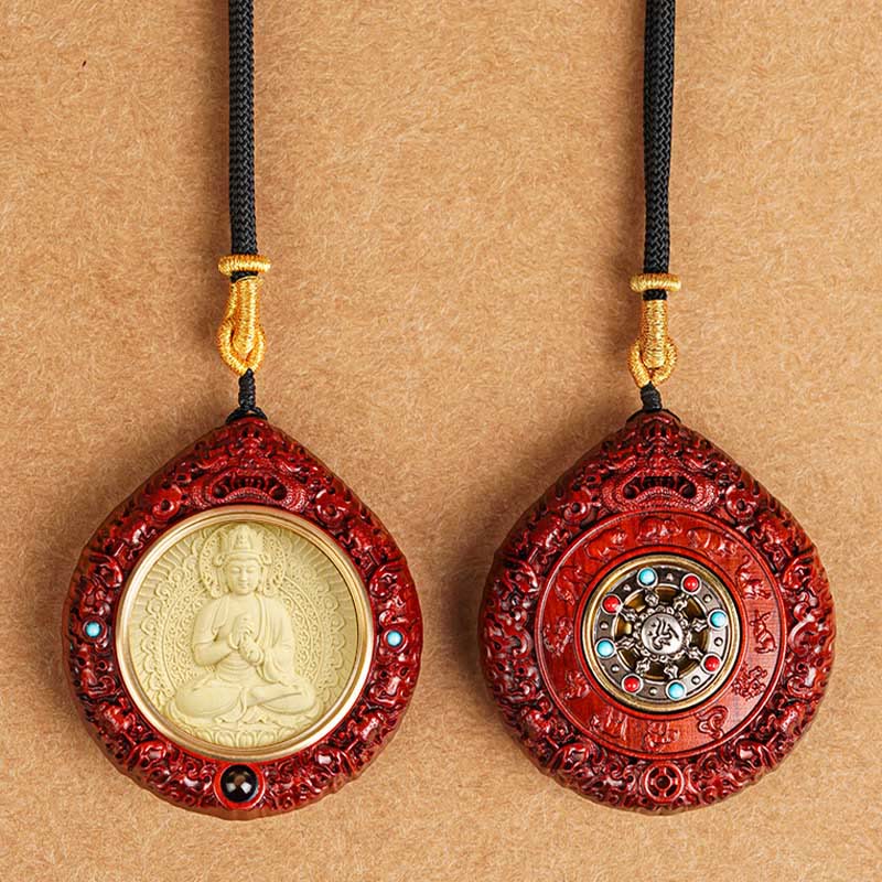 Chinesische Sternzeichen-Halskette mit Avalokitesvara und rotem Sandelholz-Anhänger