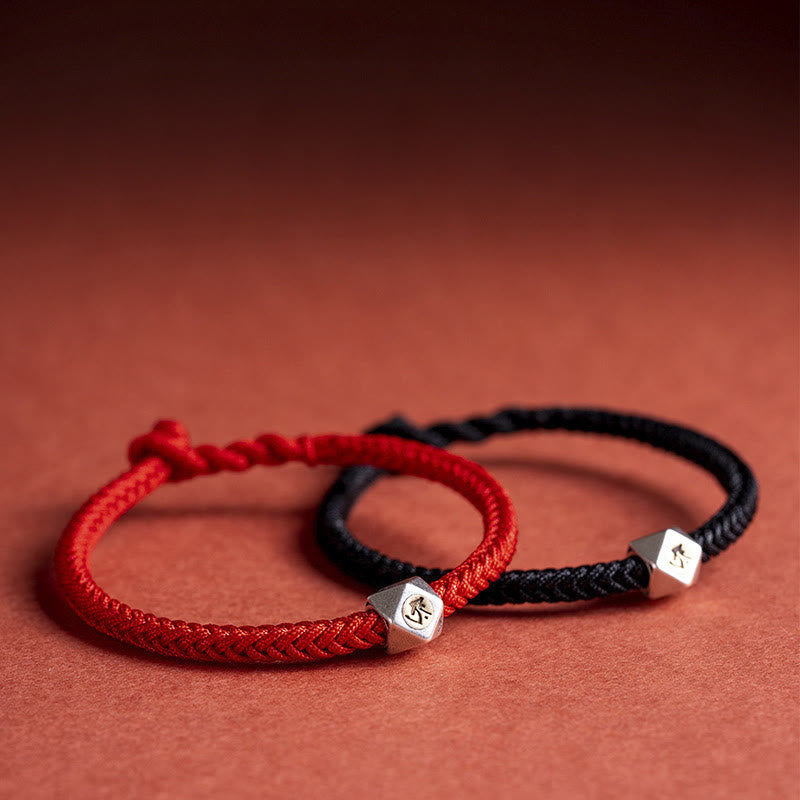 Chinesisches Sternzeichen-Schutzarmband mit roter Schnur, Silber