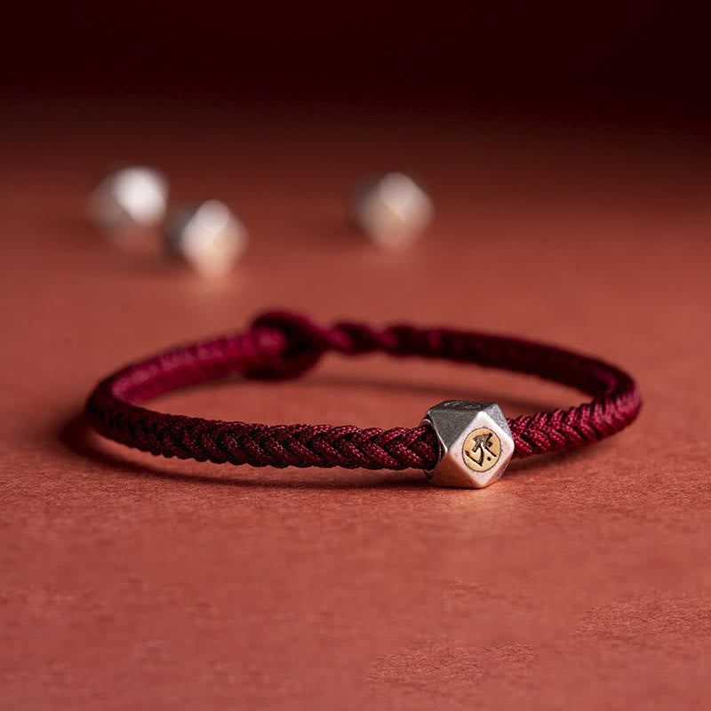 Chinesisches Sternzeichen-Schutzarmband mit roter Schnur, Silber