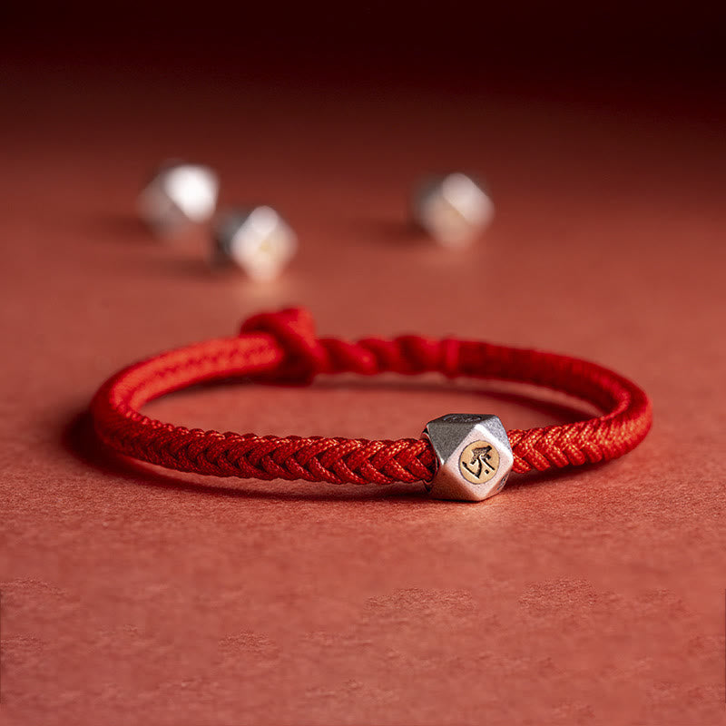 Chinesisches Sternzeichen-Schutzarmband mit roter Schnur, Silber