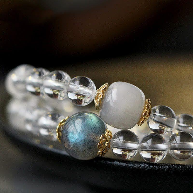 Dreifach gewickeltes Armband mit chinesischem Sternzeichen aus 925er Sterlingsilber und weißem Kristall