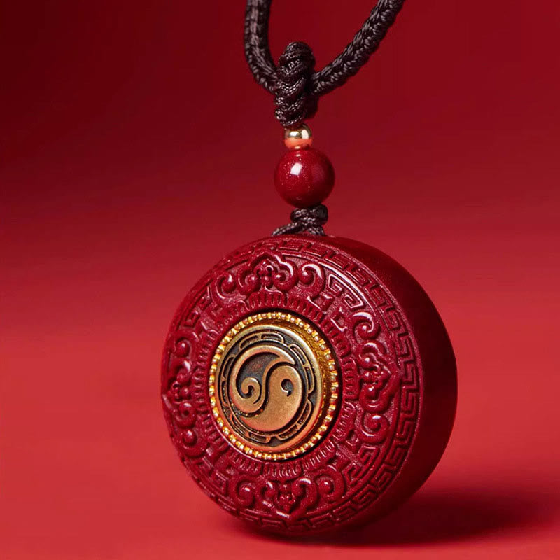 Halskette Om Mani Padme Hum aus Zinnober mit Yin-Yang-Anhänger