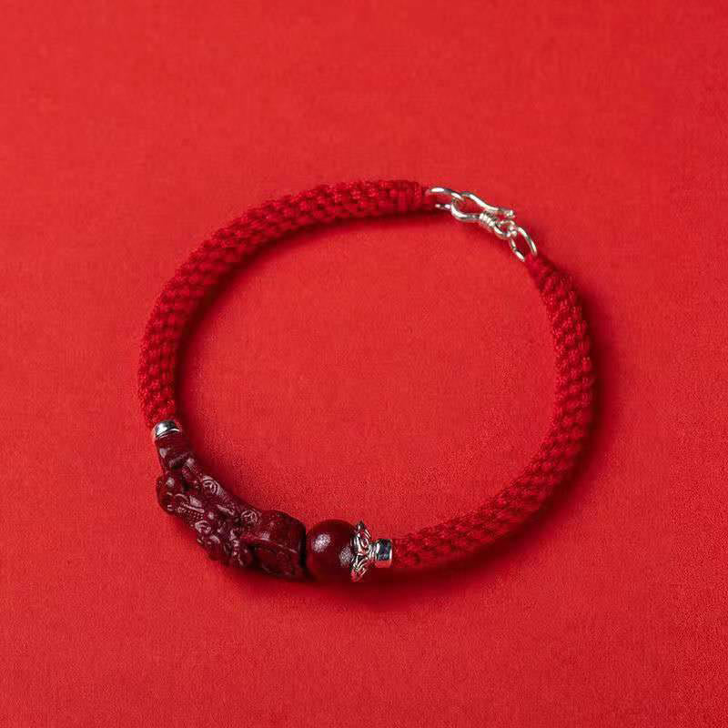 Zinnoberrotes Pixiu-Armband für Reichtum und Glück | Handgefertigt