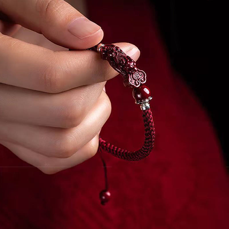 Zinnoberrotes Pixiu-Armband für Reichtum und Glück | Handgefertigt