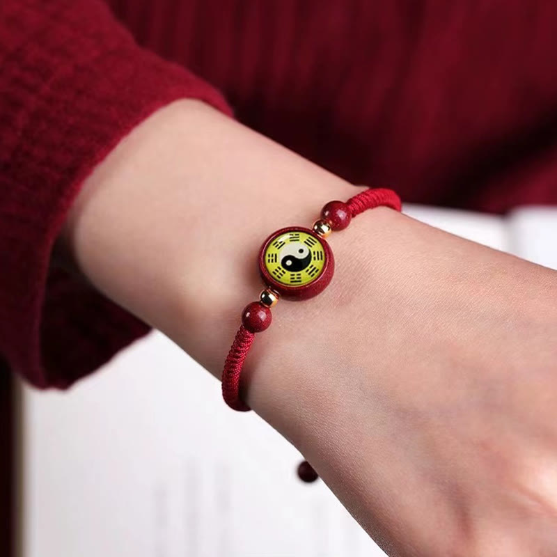 Zinnoberrotes Yin-Yang-Armband für Glück und Ausgeglichenheit