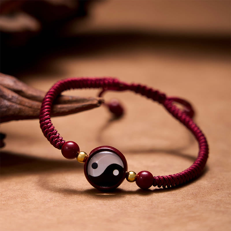 Zinnoberrotes Yin-Yang-Armband für Glück und Ausgeglichenheit