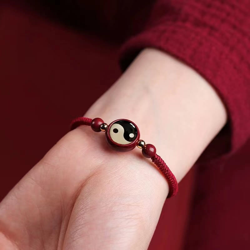 Zinnoberrotes Yin-Yang-Armband für Glück und Ausgeglichenheit