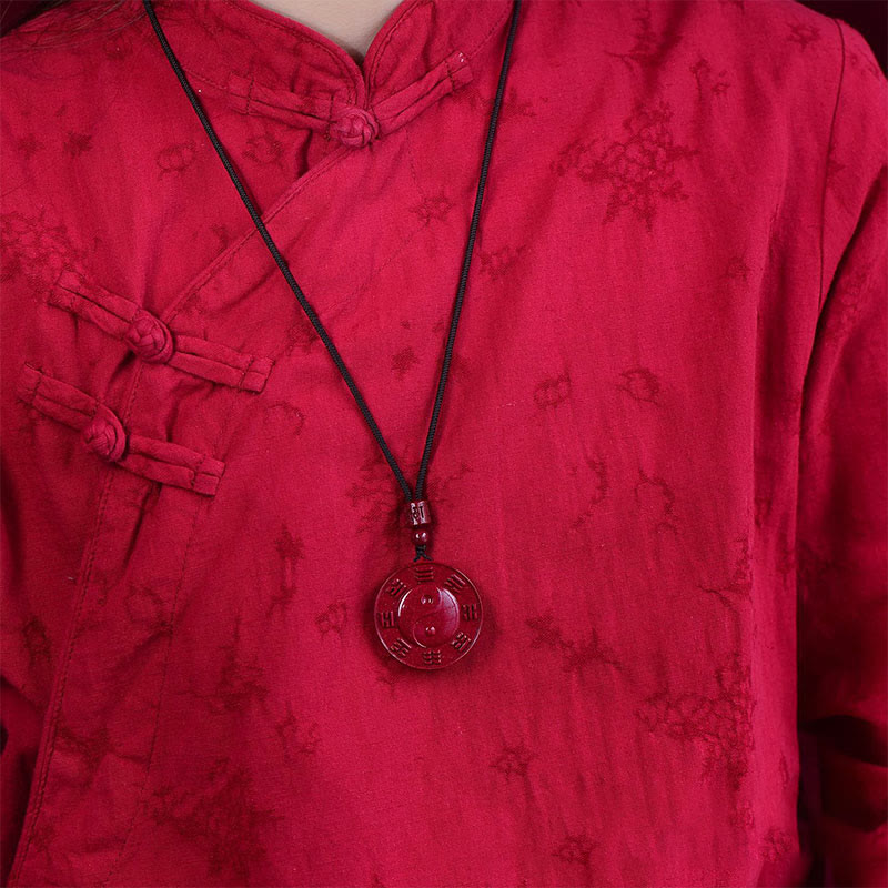 Zinnober Yin Yang Bagua Segen Halskette für Ruhe und Ausgeglichenheit