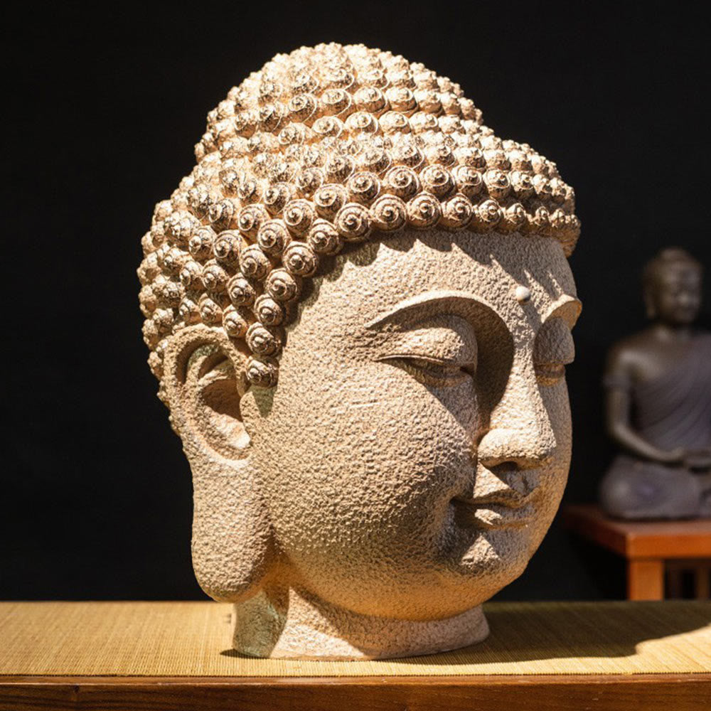 Meditierende Buddha-Statue aus Kunstharz mit geschlossenen Augen – 42 cm