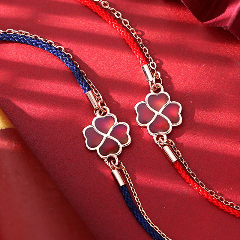 Farbwechselndes vierblättriges Kleeblatt-Armband mit roter Schnur aus 925er Silber für Glück