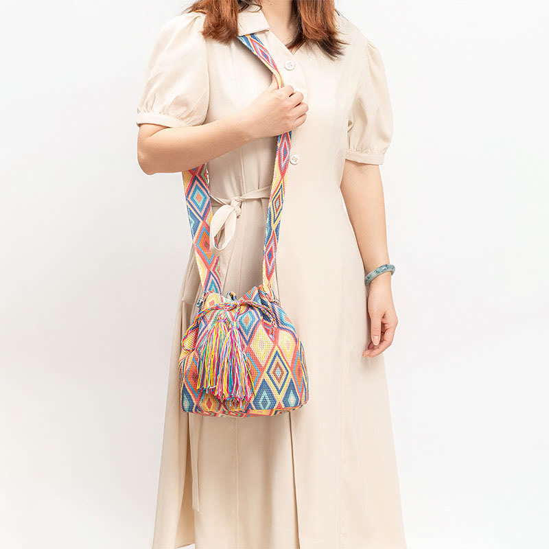 Bunte Canvas-Beuteltasche mit geometrischem Blumendruck