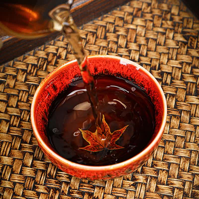 Bunte Teetasse aus Keramik mit Ahornblatt, 110 ml, für gemütlichen Tee