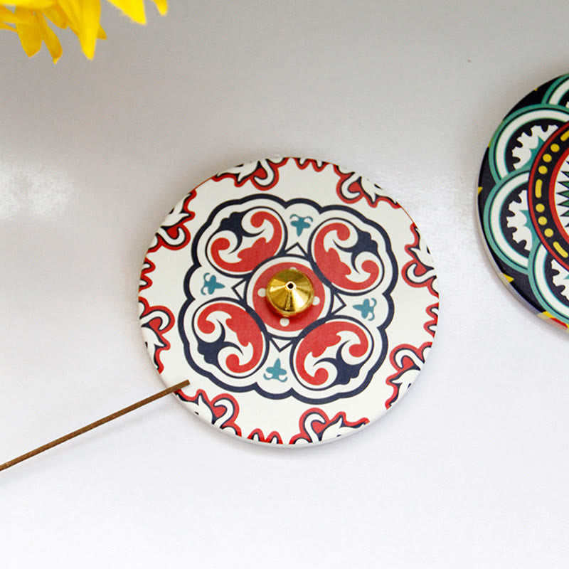 Räucherstäbchenbrenner aus Keramik mit buntem Muster, 10 cm