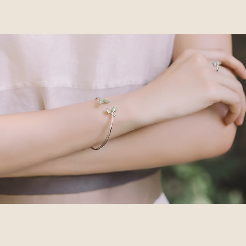 Kupfernes Manschettenarmband mit Katzenaugen-Blattmuster