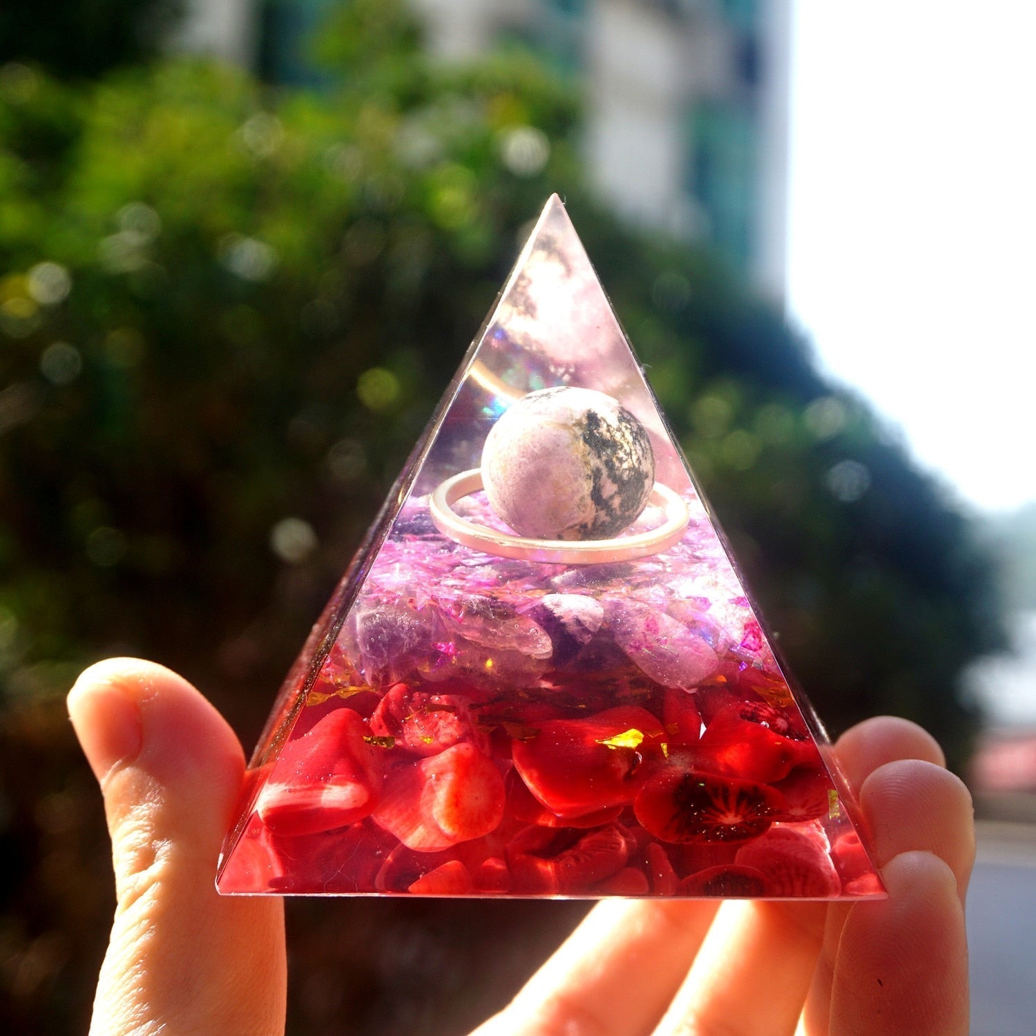 Crimson Vigor Orgon Pyramide