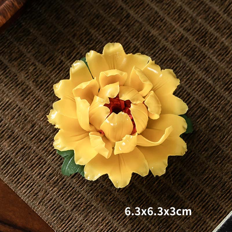 Tibetischer Lotus-Segen-Räucherstäbchenhalter aus Keramik