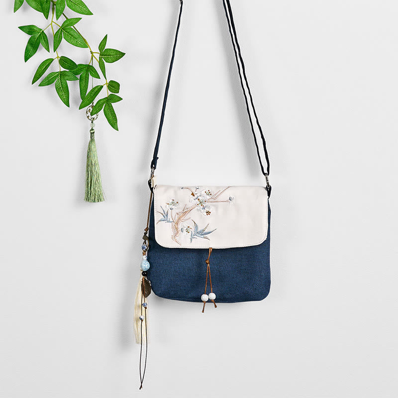 Dunkelblauer, pflaumenfarbener Canvas-Rucksack mit Stickerei