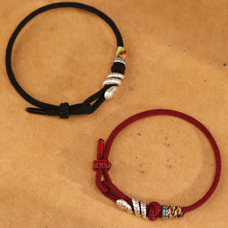 Dunkelrotes 14–17 cm großes Sterlingsilber-Armband mit Schlangenmünze und roter Schnur