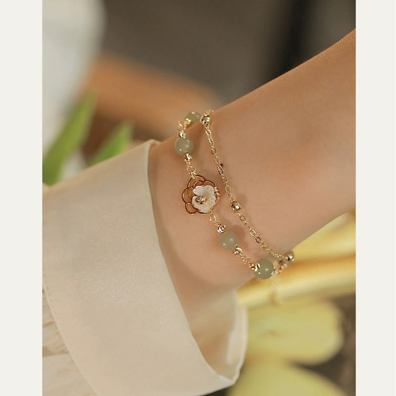Doppellagiges 14 Karat vergoldetes Jade-Schmetterlings-Glücksarmband