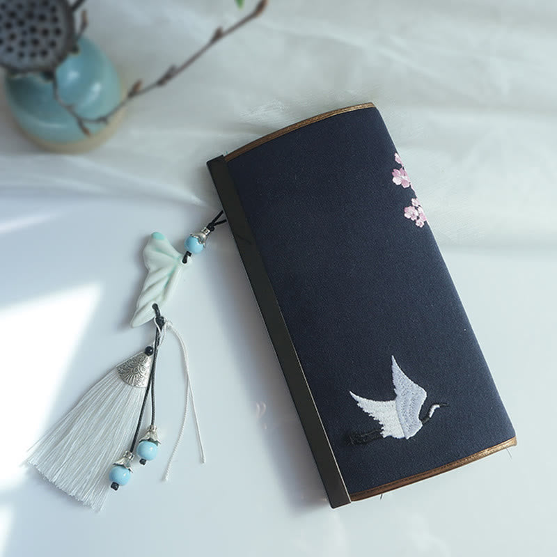 Doppelseitig bestickte Blumenbrieftasche 19cm | Spirituelle Accessoires