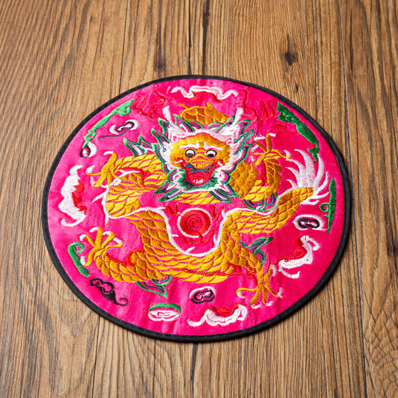 Teematte mit Drachenstickerei | Spirituelle Wohnakzente 19 cm